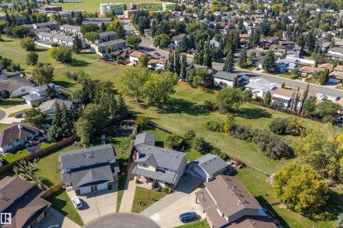 1930 104 Street Nw, Edmonton, AB 