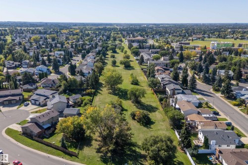 1930 104 Street Nw, Edmonton, AB 