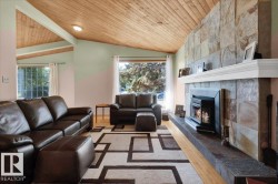 15012 77 Avenue NW  Edmonton, AB T5R 3B3