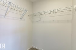 Wire shelving system with white finish - 