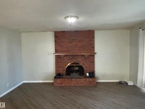 5435 43 Avenue, Drayton Valley, AB 