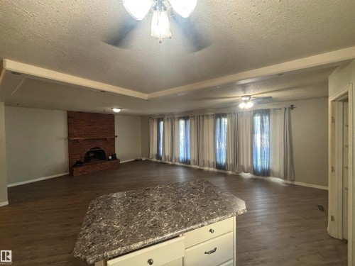5435 43 Avenue, Drayton Valley, AB 
