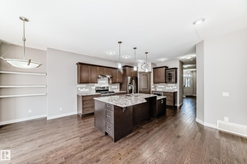 7719 Getty Wynd Nw, Edmonton, AB 
