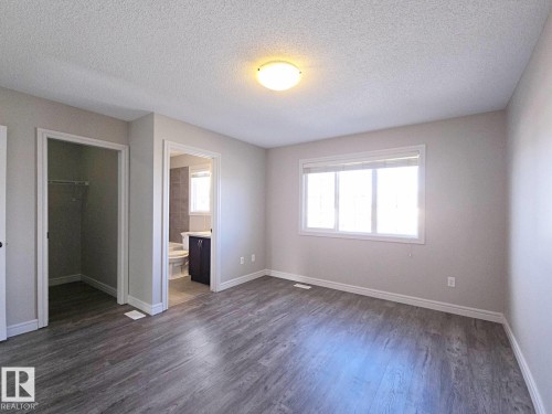 11525 18A Avenue Sw, Edmonton, AB 