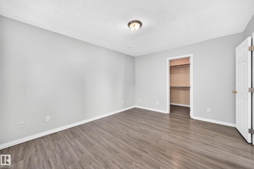 9333 103A Avenue Nw, Edmonton, AB 