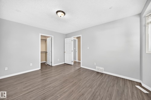 9333 103A Avenue Nw, Edmonton, AB 