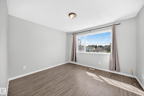 9333 103A Avenue Nw, Edmonton, AB 