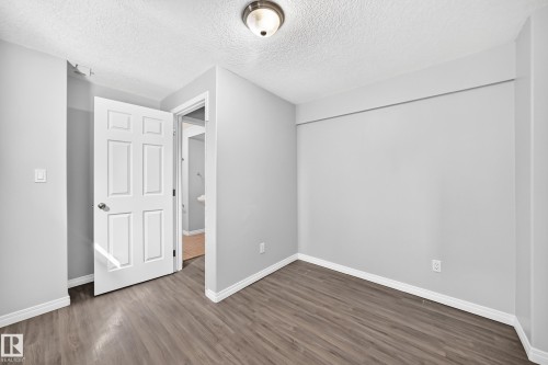 9333 103A Avenue Nw, Edmonton, AB 