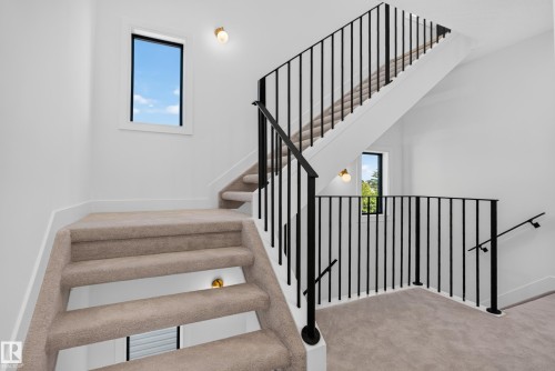 9615 99A Street Nw, Edmonton, AB 