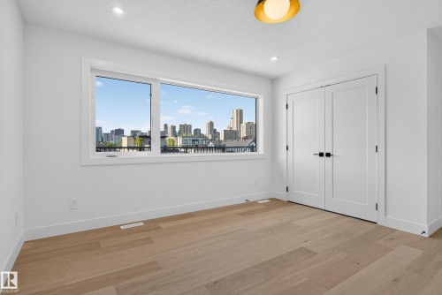 9615 99A Street Nw, Edmonton, AB 