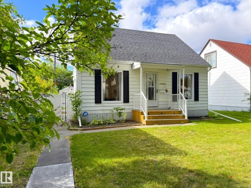 11416 90 Street Nw, Edmonton, AB 