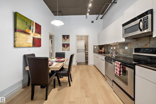 #908 10179 105 St Nw, Edmonton, AB - Indoor