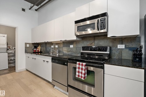 #908 10179 105 St Nw, Edmonton, AB - Indoor Photo Showing Kitchen With Double Sink