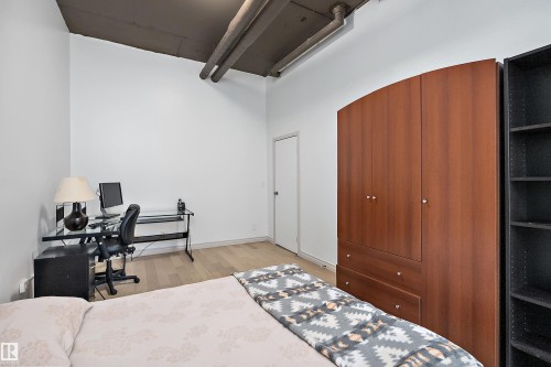 #908 10179 105 St Nw, Edmonton, AB - Indoor Photo Showing Bedroom