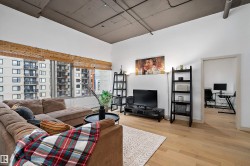 #908 10179 105 ST NW  Edmonton, AB T5J 3N1