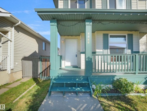 3122 30 Avenue Nw, Edmonton, AB 