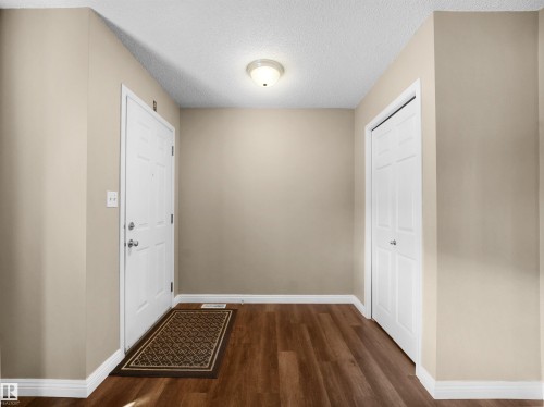 3122 30 Avenue Nw, Edmonton, AB 