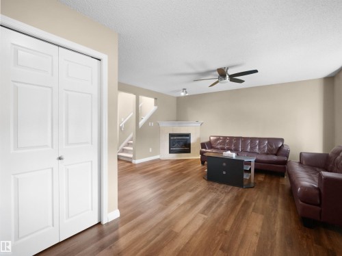 3122 30 Avenue Nw, Edmonton, AB 