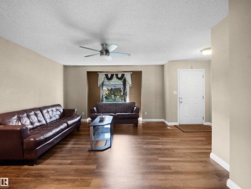 3122 30 Avenue Nw, Edmonton, AB 