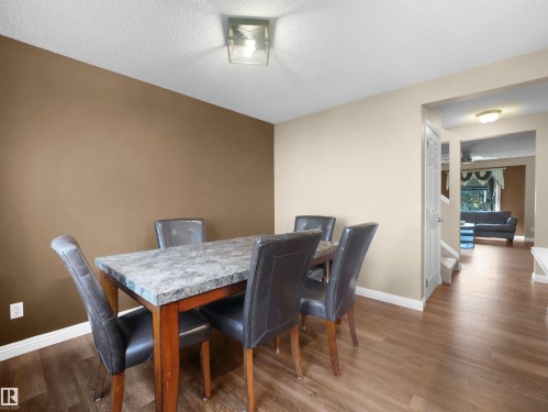 3122 30 Avenue Nw, Edmonton, AB 