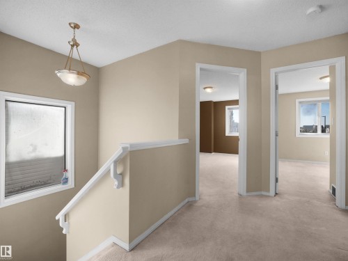 3122 30 Avenue Nw, Edmonton, AB 
