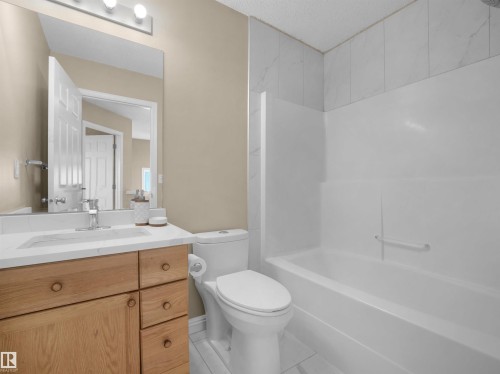3122 30 Avenue Nw, Edmonton, AB 