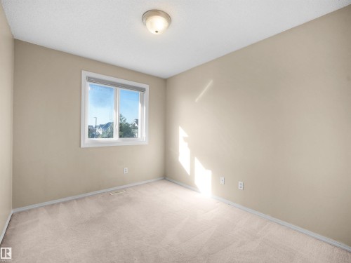3122 30 Avenue Nw, Edmonton, AB 