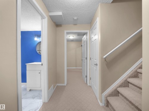 3122 30 Avenue Nw, Edmonton, AB 