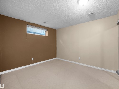 3122 30 Avenue Nw, Edmonton, AB 