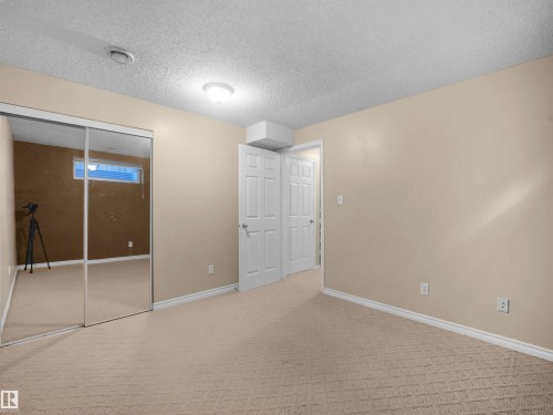 3122 30 Avenue Nw, Edmonton, AB 