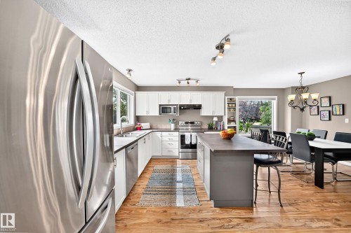 7839 14 Avenue Sw, Edmonton, AB 