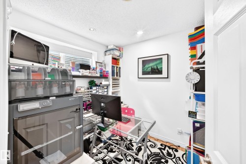 7839 14 Avenue Sw, Edmonton, AB 