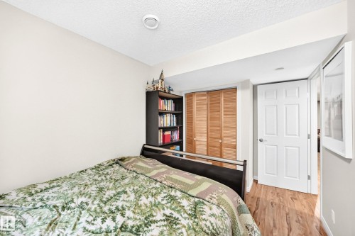 7839 14 Avenue Sw, Edmonton, AB 
