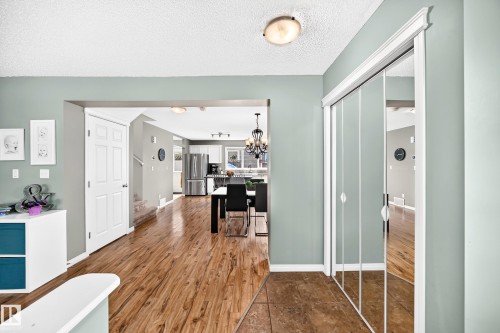 7839 14 Avenue Sw, Edmonton, AB 