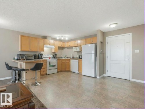 #312 5350 199 St Nw, Edmonton, AB - Indoor Photo Showing Kitchen