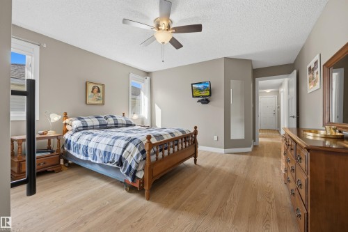 23 Highland Crescent, Sherwood Park, AB 