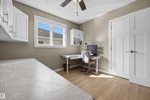 23 Highland Crescent, Sherwood Park, AB 