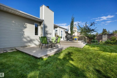 23 Highland Crescent, Sherwood Park, AB 