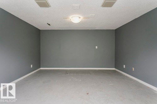 5807 52 Avenue, Redwater, AB 