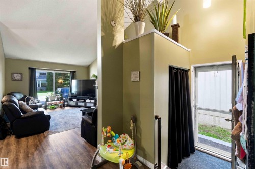 40 Greenwood Drive, Spruce Grove, AB 