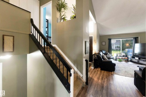 40 Greenwood Drive, Spruce Grove, AB 