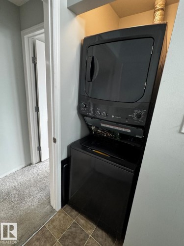 #428 2305 35A Av Nw, Edmonton, AB - Indoor Photo Showing Laundry Room