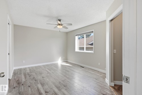 4207 43 Avenue, Beaumont, AB 
