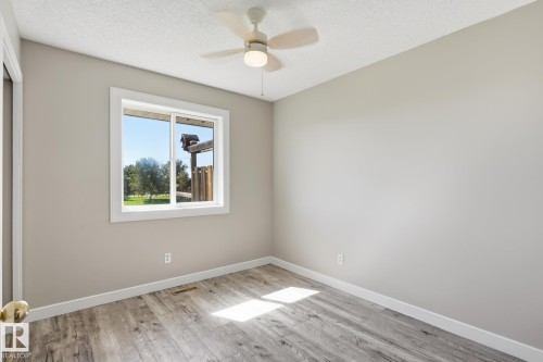 4207 43 Avenue, Beaumont, AB 