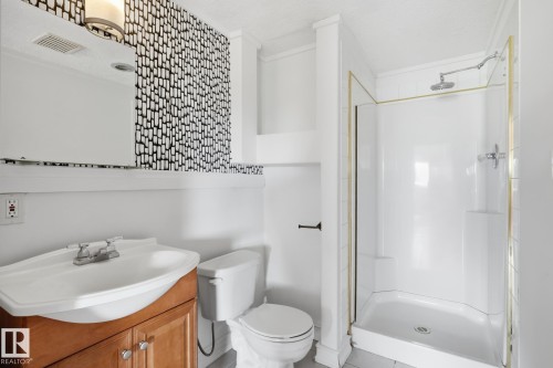 4207 43 Avenue, Beaumont, AB 