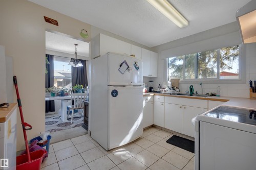 4205 37 Avenue, Leduc, AB 