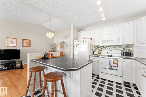 13308 155 Avenue Nw, Edmonton, AB 