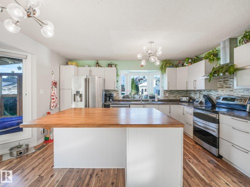 15416 78 Street Nw, Edmonton, AB 