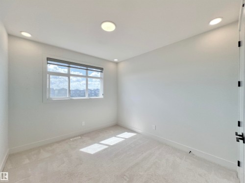 6045 King Landing Landing Sw, Edmonton, AB 