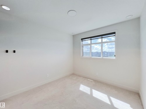6045 King Landing Landing Sw, Edmonton, AB 